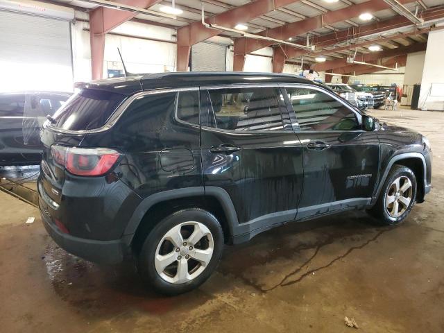 3C4NJCBB0JT137236 - 2018 JEEP COMPASS LATITUDE BLACK photo 3
