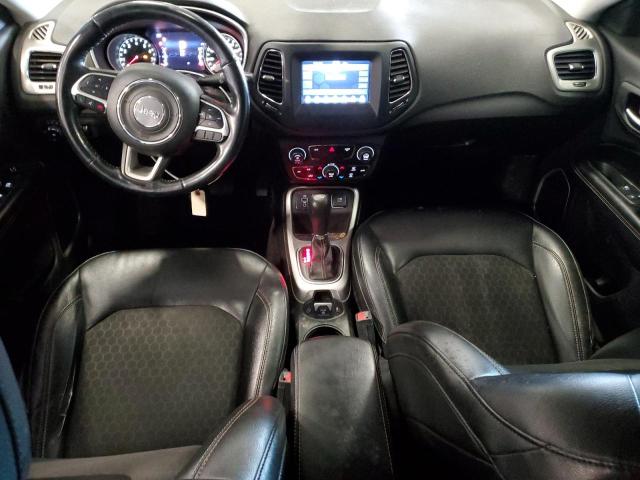 3C4NJCBB0JT137236 - 2018 JEEP COMPASS LATITUDE BLACK photo 8