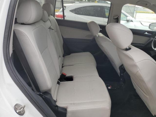 3VV2B7AX0KM005871 - 2019 VOLKSWAGEN TIGUAN SE WHITE photo 11