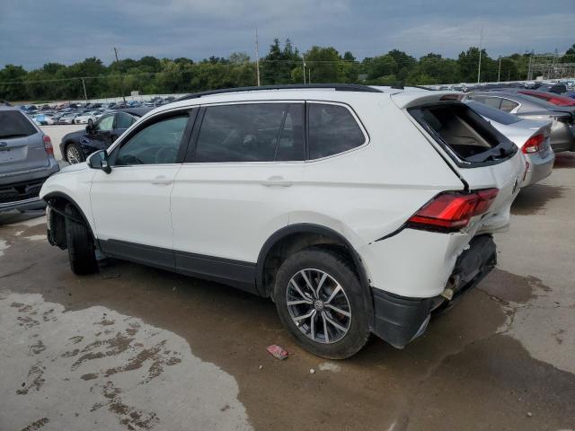 3VV2B7AX0KM005871 - 2019 VOLKSWAGEN TIGUAN SE WHITE photo 2