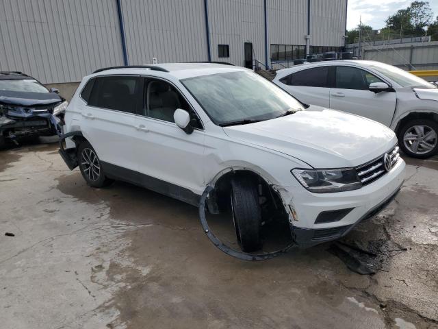 3VV2B7AX0KM005871 - 2019 VOLKSWAGEN TIGUAN SE WHITE photo 4
