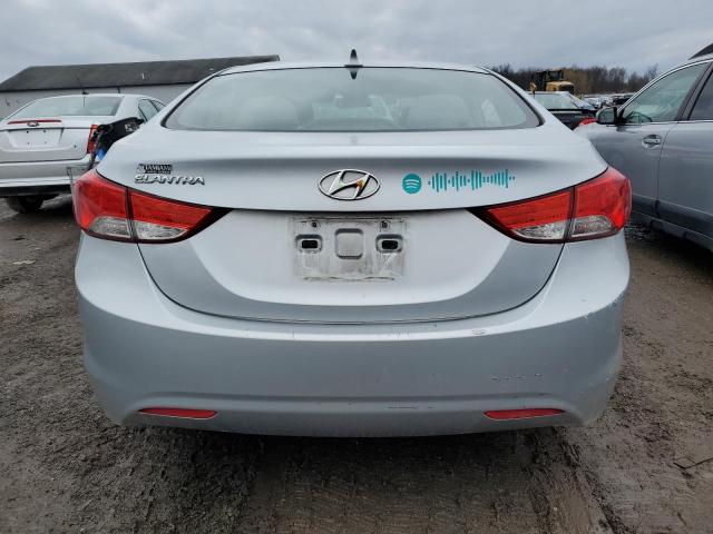 5NPDH4AEXDH309592 - 2013 HYUNDAI ELANTRA GLS SILVER photo 6