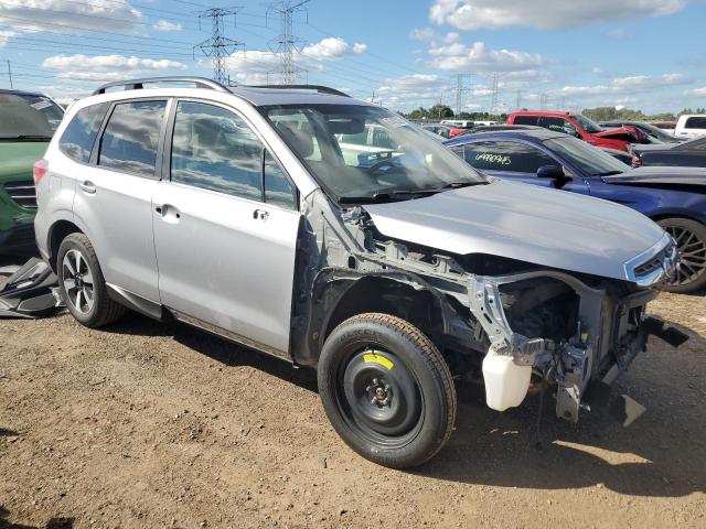 JF2SJAGC4JH543030 - 2018 SUBARU FORESTER 2.5I PREMIUM 银色 照片 4