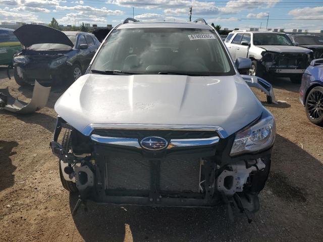 JF2SJAGC4JH543030 - 2018 SUBARU FORESTER 2.5I PREMIUM 银色 照片 5