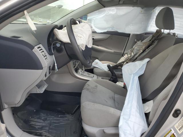 5YFBU4EE5DP162288 - 2013 TOYOTA COROLLA BASE Сріблястий фото 7