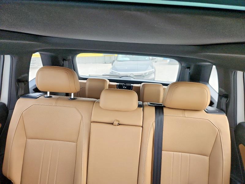 3VV3B7AX6NM108799 - 2022 VOLKSWAGEN TIGUAN SE WHITE photo 10