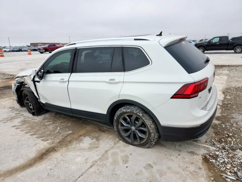 3VV3B7AX6NM108799 - 2022 VOLKSWAGEN TIGUAN SE WHITE photo 2