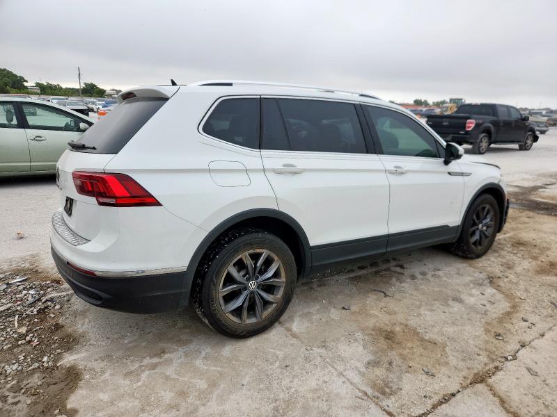 3VV3B7AX6NM108799 - 2022 VOLKSWAGEN TIGUAN SE WHITE photo 3