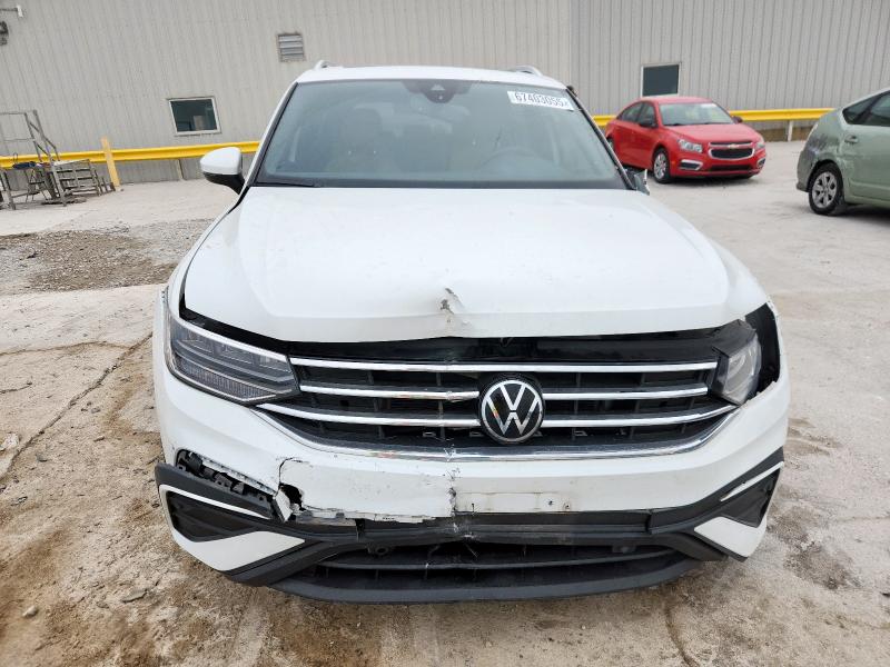 3VV3B7AX6NM108799 - 2022 VOLKSWAGEN TIGUAN SE WHITE photo 5