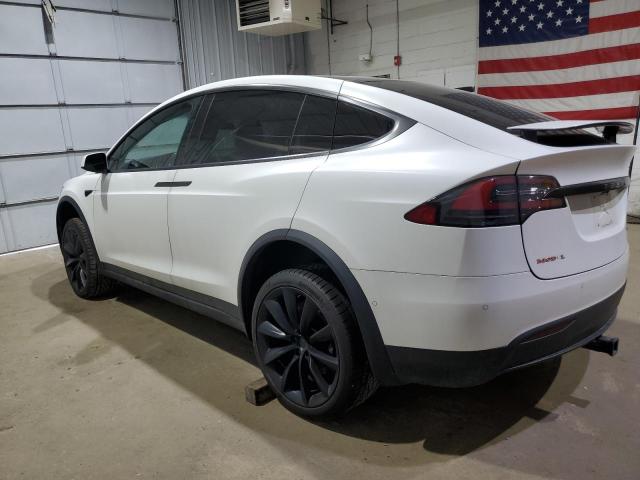 5YJXCDE22HF043226 - 2017 TESLA MODEL X WHITE photo 2
