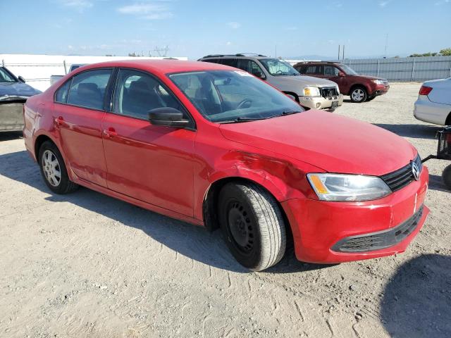 3VW2K7AJ6CM366899 - 2012 VOLKSWAGEN JETTA BASE RED photo 4