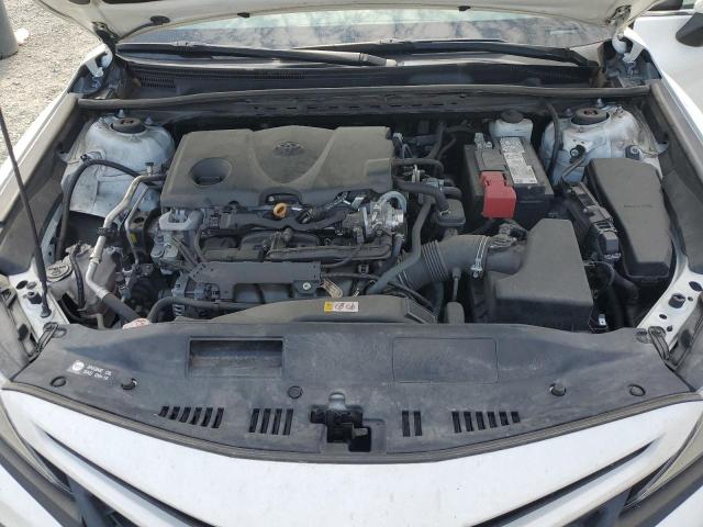 4T1G11AK4MU455798 - 2021 TOYOTA CAMRY SE WHITE photo 11