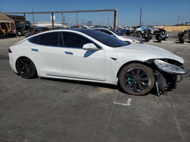 5YJSA1E23JF281008 - 2018 TESLA MODEL S WHITE photo 4