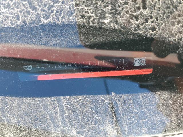 4T1J31AK4LU010170 - 2020 TOYOTA CAMRY SE RED photo 12