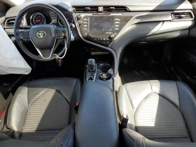 4T1J31AK4LU010170 - 2020 TOYOTA CAMRY SE RED photo 8