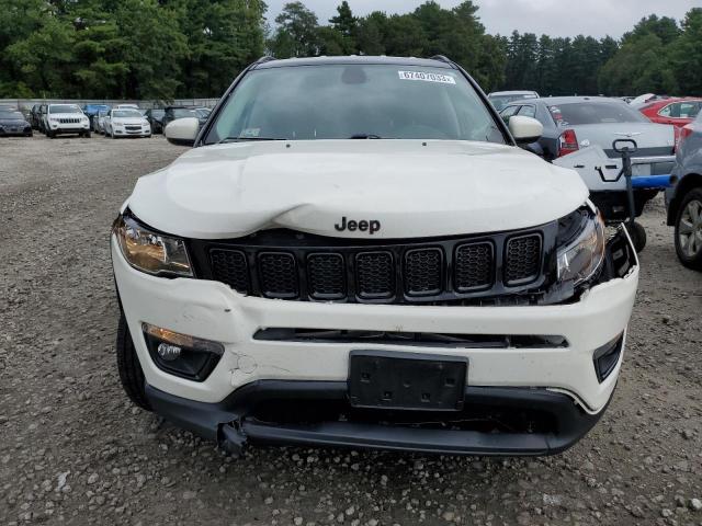 3C4NJDBB5JT432533 - 2018 JEEP COMPASS LATITUDE WHITE photo 5