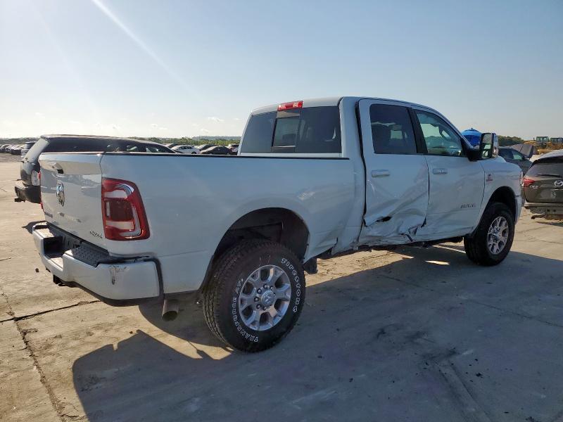 3C6UR5FL5RG403302 - 2024 RAM 2500 LARAMIE WHITE photo 3
