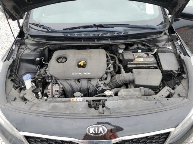 3KPFK4A74JE182320 - 2018 KIA FORTE LX BLACK photo 11