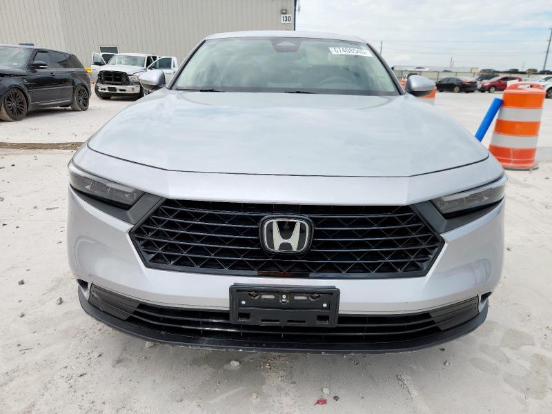 1HGCY1F31RA019890 - 2024 HONDA ACCORD EX 银色 照片 5