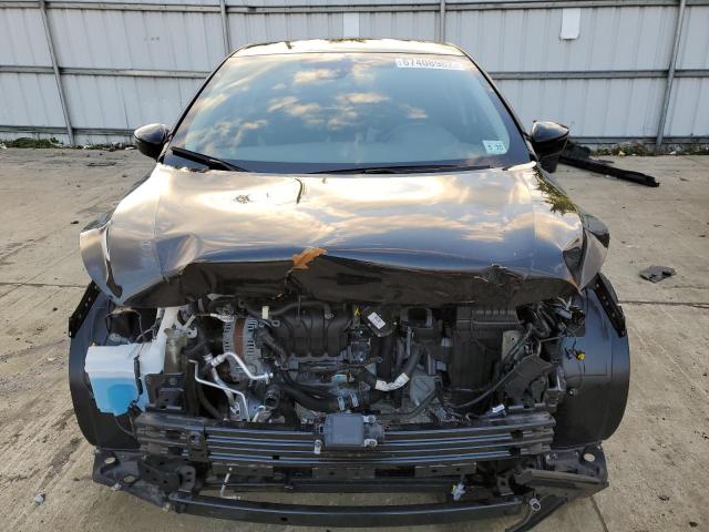 3N1CN8EVXLL820453 - 2020 NISSAN VERSA SV BLACK photo 5