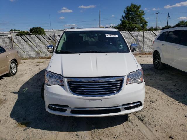 2C4RC1CG8GR138320 - 2016 CHRYSLER TOWN & COU TOURING L WHITE photo 5