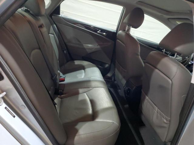 5NPEC4AC5DH618064 - 2013 HYUNDAI SONATA SE SILVER photo 10