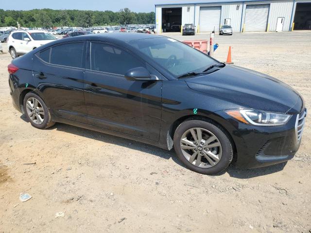 5NPD84LF3JH268191 - 2018 HYUNDAI ELANTRA SEL BLACK photo 4