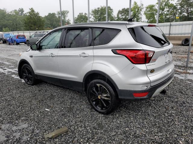 1FMCU0GD9KUB09476 - 2019 FORD ESCAPE SE 银色 照片 2