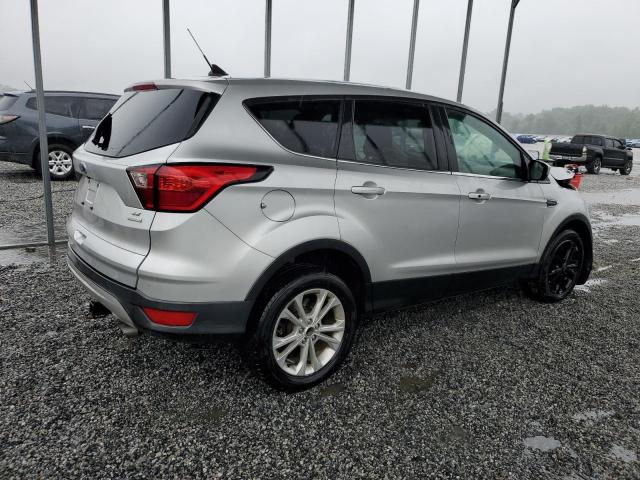 1FMCU0GD9KUB09476 - 2019 FORD ESCAPE SE 银色 照片 3