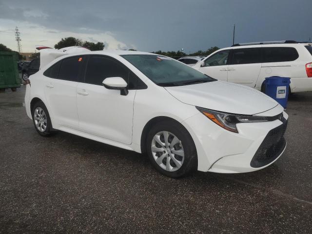 JTDEPMAE4N3024603 - 2022 TOYOTA COROLLA LE WHITE photo 4
