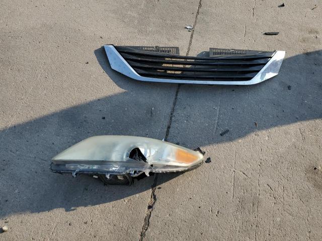 5TDKK3DC1DS358655 - 2013 TOYOTA SIENNA LE GRAY photo 13