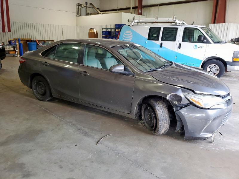 4T1BF1FK8HU624408 - 2017 TOYOTA CAMRY LE GRAY photo 4