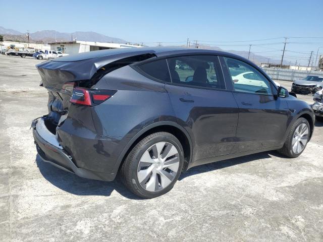 7SAYGDEE1RA264353 - 2024 TESLA MODEL Y GRAY photo 3