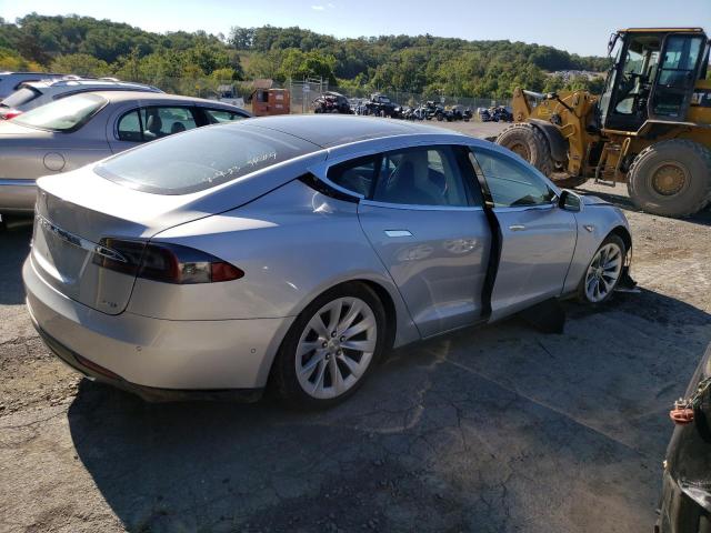 5YJSA1E28GF136023 - 2016 TESLA MODEL S Արծաթագույն լուսանկար 3