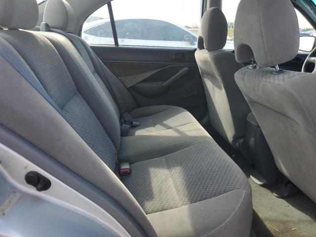 2HGES163X4H594932 - 2004 HONDA CIVIC DX VP SILVER photo 10