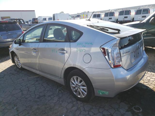 JTDKN3DP2F3068262 - 2015 TOYOTA PRIUS PLUG SILVER photo 2