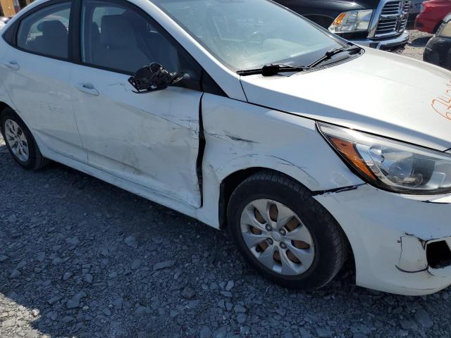 KMHCT4AE2FU843152 - 2015 HYUNDAI ACCENT GLS თეთრი ფოტო 12