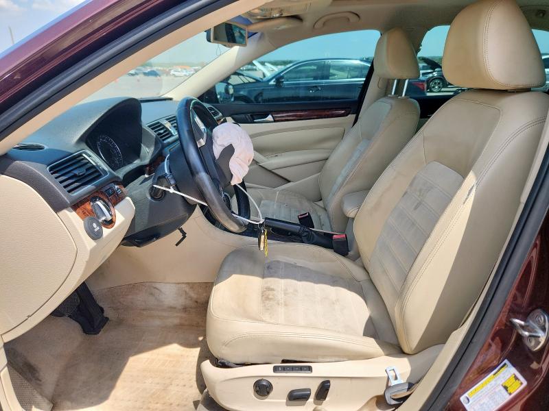 1VWCN7A37DC034356 - 2013 VOLKSWAGEN PASSAT SEL Բորդո լուսանկար 7