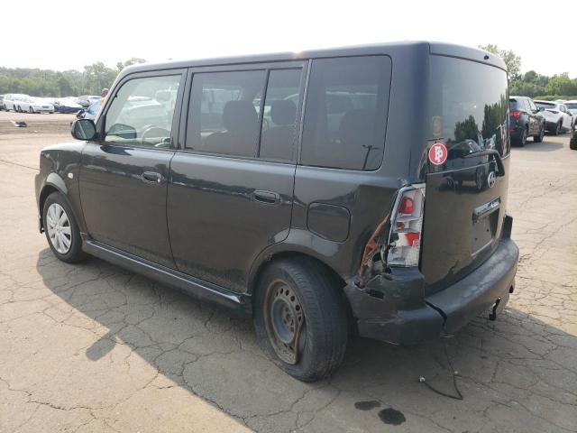 JTLKT324X50190256 - 2005 TOYOTA SCION XB BLACK photo 2