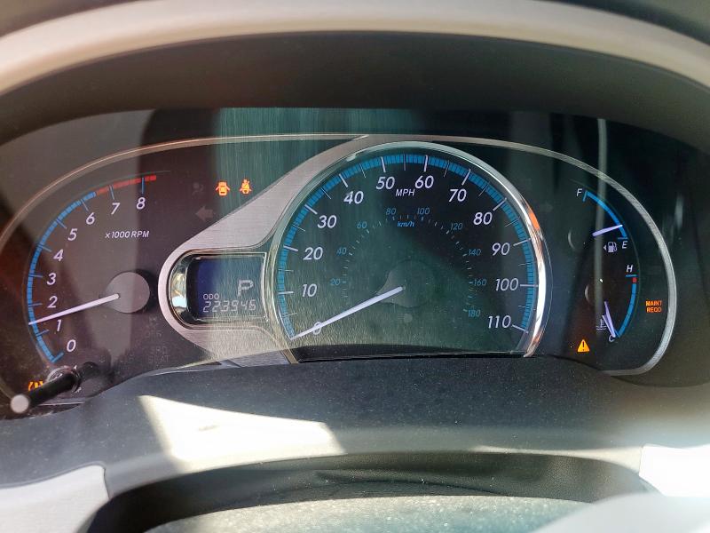 5TDYK3DC1CS279902 - 2012 TOYOTA SIENNA XLE GRAY photo 9