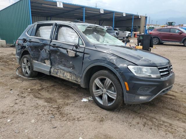 3VV3B7AX0LM066921 - 2020 VOLKSWAGEN TIGUAN SE Սև լուսանկար 4