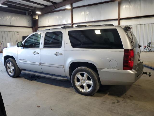 1GNUCJE06AR135351 - 2010 CHEVROLET SUBURBAN C1500 LT SILVER photo 2