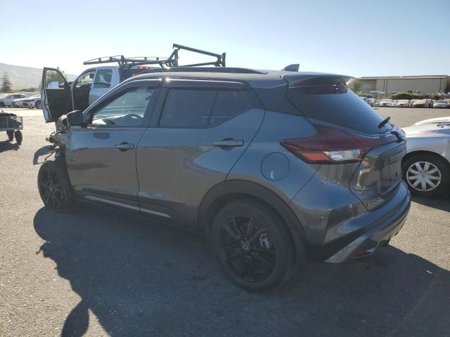 3N1CP5DV4NL498700 - 2022 NISSAN KICKS SR GRAY photo 2