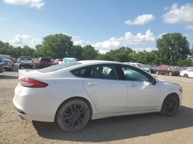 3FA6P0HD4JR281000 - 2018 FORD FUSION SE WHITE photo 3