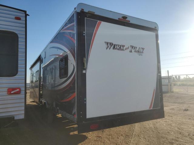 4X4TWPG25JB018506 - 2018 FRRV TRAILER WHITE photo 3