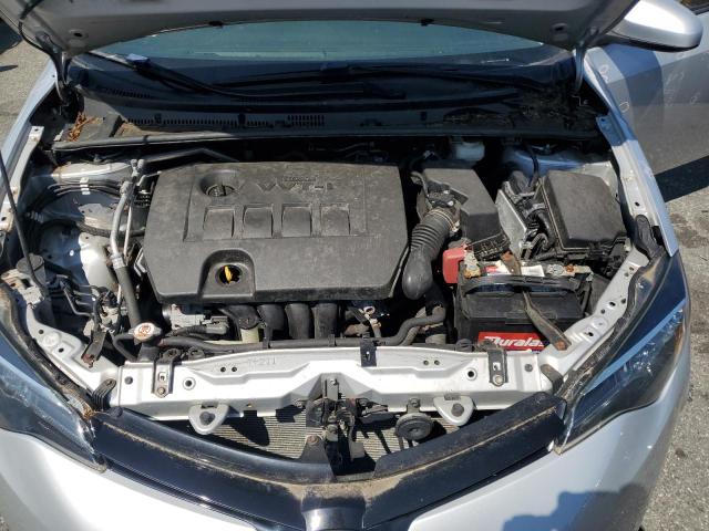 2T1BURHE9JC101028 - 2018 TOYOTA COROLLA L ვერცხლისფერი ფოტო 11