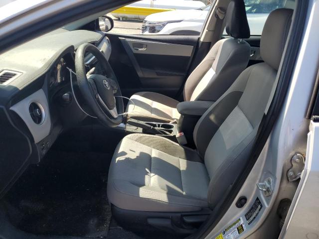 2T1BURHE9JC101028 - 2018 TOYOTA COROLLA L ვერცხლისფერი ფოტო 7