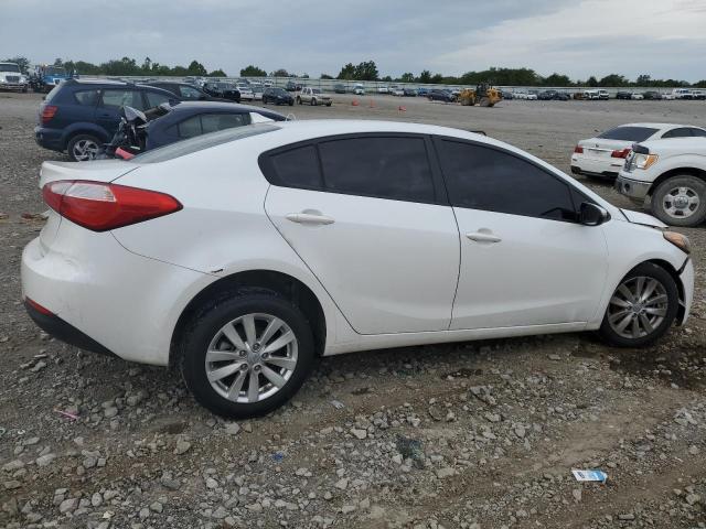 KNAFX4A61E5160329 - 2014 KIA FORTE LX WHITE photo 3