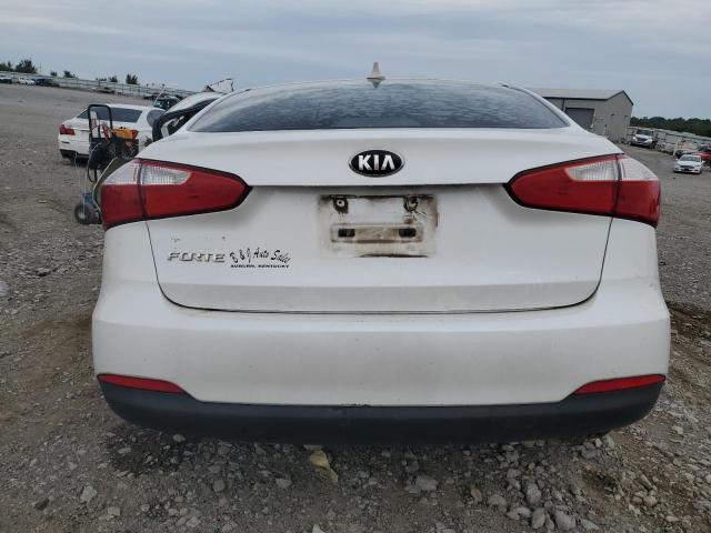 KNAFX4A61E5160329 - 2014 KIA FORTE LX WHITE photo 6