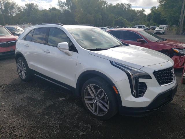 1GYFZFR44KF215934 - 2019 CADILLAC XT4 SPORT WHITE photo 4